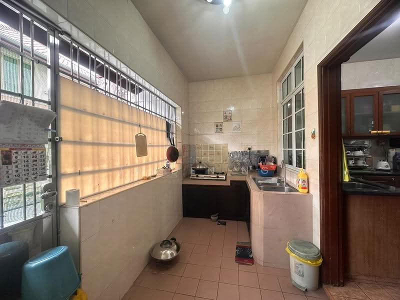 Semi-Detached House for Sale in Taman Redang (Johor Bahru) - Jayden Ng - Kitchen - PropertyGuru.com.my