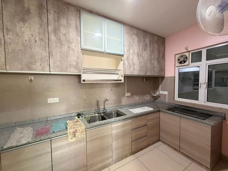 Kondominium untuk Disewa di Gardens Ville - Ms Chang - Kitchen - PropertyGuru.com.my