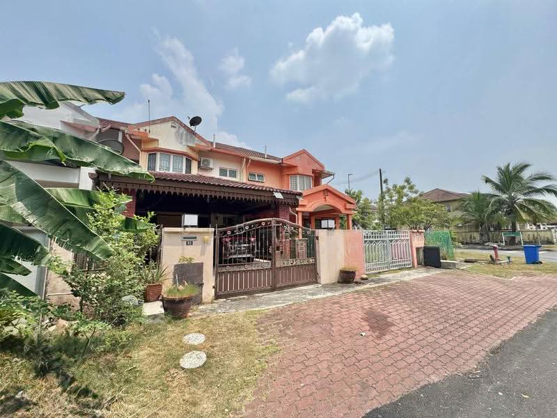 Rumah Teres 2-Tingkat untuk Dijual di Seksyen 7 (Shah Alam) - Mohd Aizat Saiful Bahri - Exterior - PropertyGuru.com.my