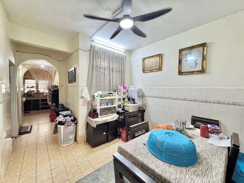Rumah Teres 2-Tingkat untuk Dijual di Seksyen 7 (Shah Alam) - Mohd Aizat Saiful Bahri - Kitchen - PropertyGuru.com.my