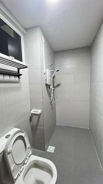 Service Residence for Rent at TRELLIS RESIDENCES - Jensen Goh - Bathroom - PropertyGuru.com.my
