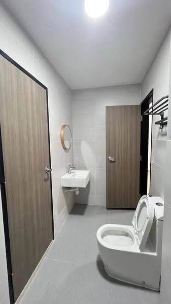 Service Residence for Rent at TRELLIS RESIDENCES - Jensen Goh - Bathroom - PropertyGuru.com.my
