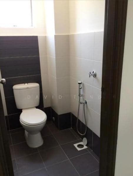 Shop for Sale in Semenyih Parklands (Beranang) - David Tang - Bathroom - PropertyGuru.com.my