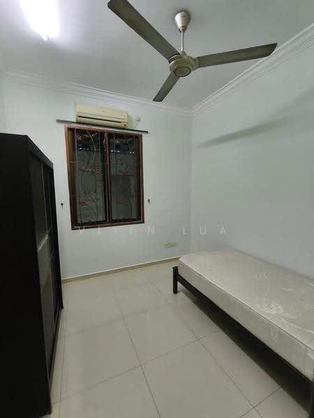 Cluster House for Rent in Austin Heights (Tebrau) - Vlien Lua - Bedroom - PropertyGuru.com.my
