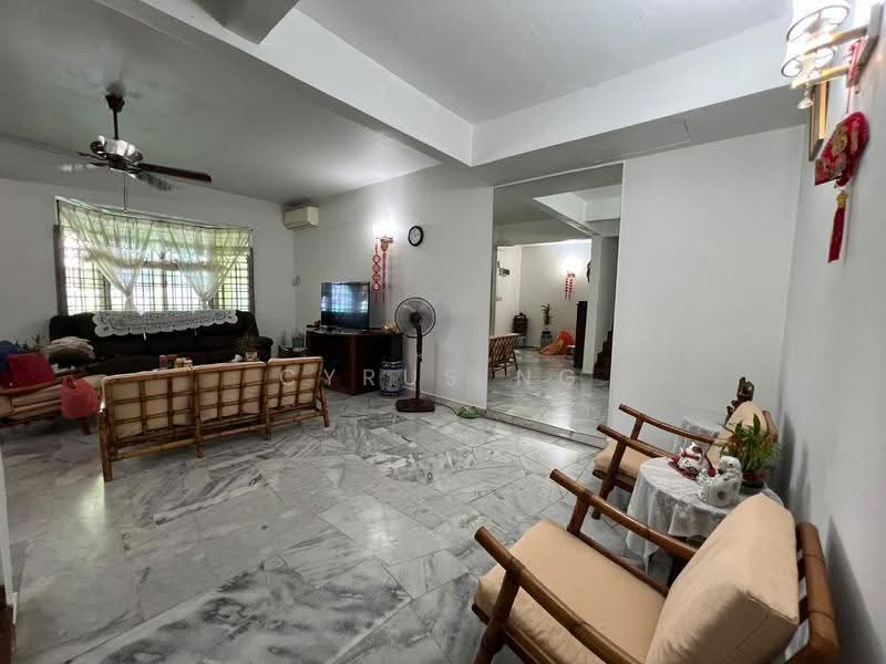 Rumah Teres 2-Tingkat untuk Dijual di Taman Bukit Angsana (Cheras) - Cyrus Ng - Living Room - PropertyGuru.com.my