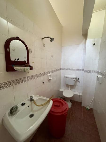 Rumah Teres 2-Tingkat untuk Dijual di Taman Bukit Angsana (Cheras) - Cyrus Ng - Bathroom - PropertyGuru.com.my