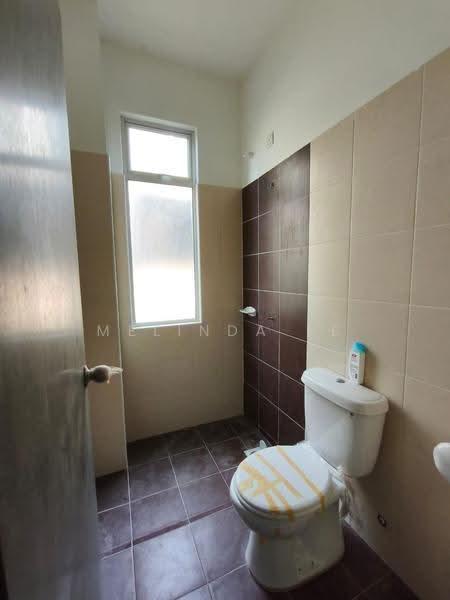 Rumah Kluster untuk Dijual di Taman Scientex Kulai (Sedenak) - Melinda Ee - Bathroom - PropertyGuru.com.my