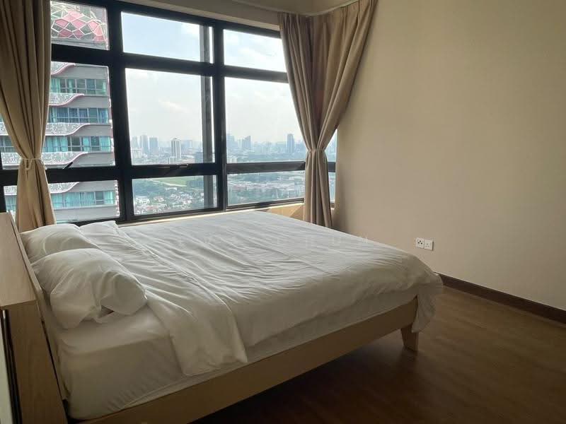 Kediaman Servis untuk Dijual di Astoria Ampang - Eva Chun - Bedroom - PropertyGuru.com.my