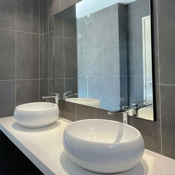 Kediaman Servis untuk Dijual di Astoria Ampang - Eva Chun - Bathroom - PropertyGuru.com.my