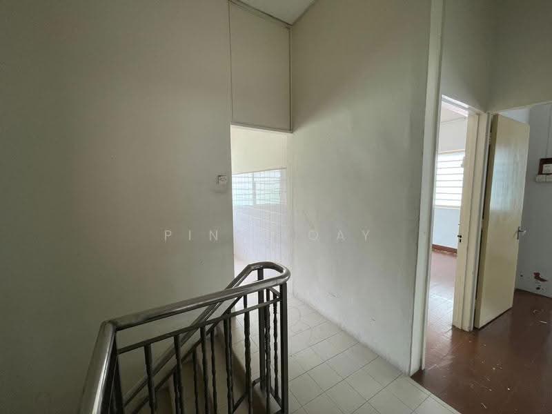 Rumah Berkembar untuk Dijual di Island Park (Jelutong) - Ping Koay - Corridor - PropertyGuru.com.my