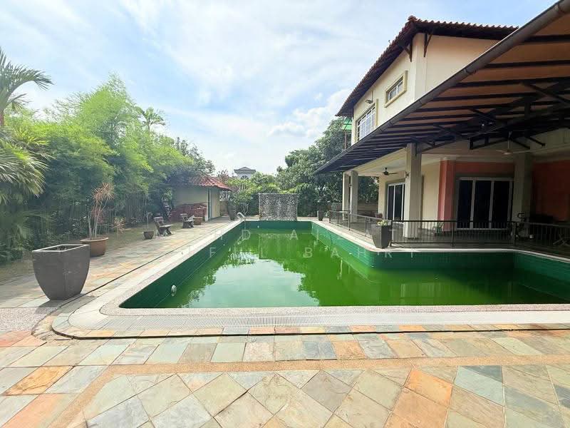 Bungalow House for Sale in Country Heights (Kajang) - Mohd Aizat Saiful Bahri - Exterior - PropertyGuru.com.my