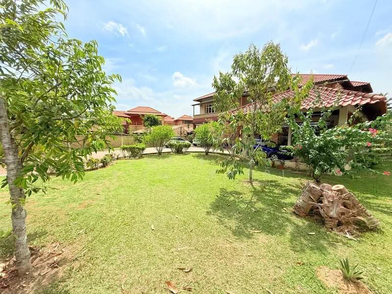 Bungalow House for Sale in Country Heights (Kajang) - Mohd Aizat Saiful Bahri - Exterior - PropertyGuru.com.my