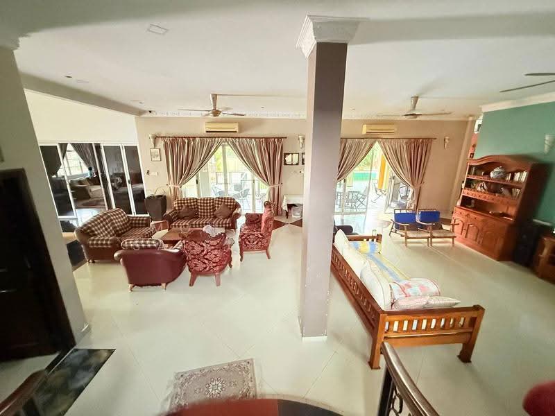 Bungalow House for Sale in Country Heights (Kajang) - Mohd Aizat Saiful Bahri - Living Room - PropertyGuru.com.my