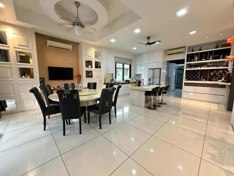 Bungalow House untuk Dijual di Bandar Sungai Long (Selangor) - Chris Lim Pek Yean - Dining Room - PropertyGuru.com.my