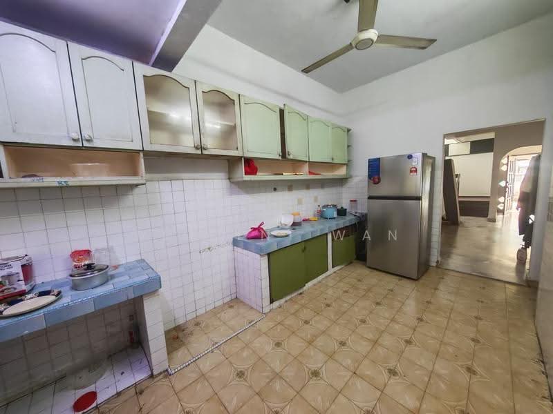 2-storey Terraced House for Sale in Bukit Damansara (Damansara Heights) - Vincent Wan - Kitchen - PropertyGuru.com.my