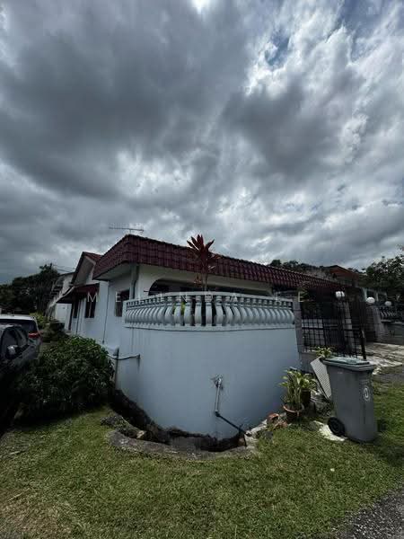 Rumah Teres 1-Tingkat untuk Dijual di Taman Johor (Tampoi) - Melinda Ee - Exterior - PropertyGuru.com.my