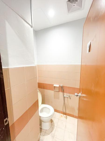 Pejabat untuk Disewa di Petaling Jaya (Selangor) - KC Ng - Bathroom - PropertyGuru.com.my