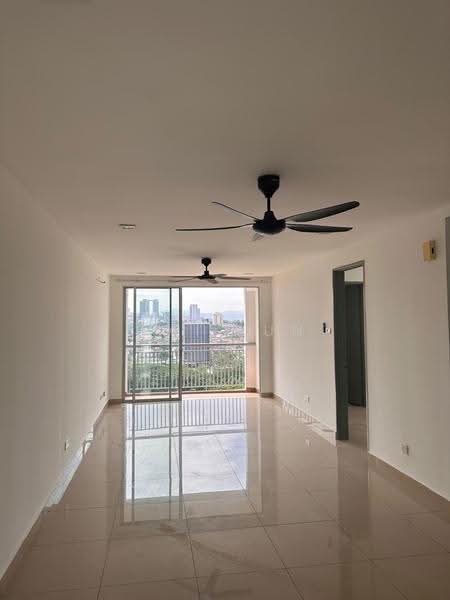 Kondominium untuk Dijual di Suasana Lumayan - Wai Lun - Living Room - PropertyGuru.com.my