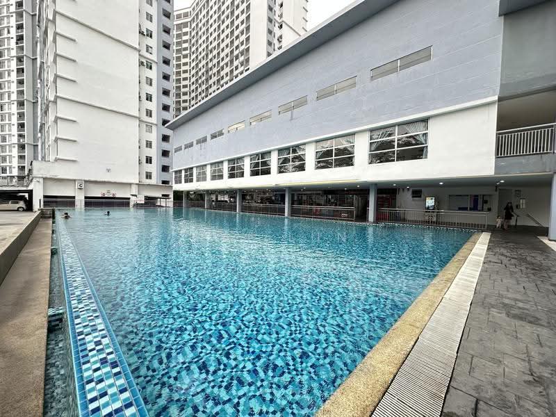 Kondominium untuk Dijual di Suasana Lumayan - Wai Lun - Pool - PropertyGuru.com.my