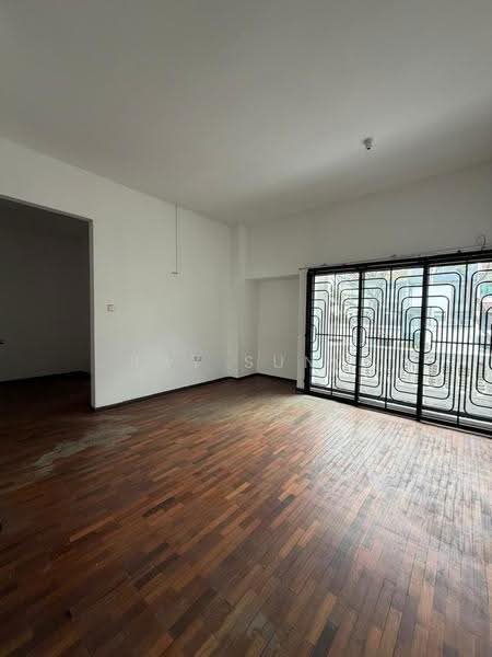 3-storey Terraced House for Sale in Taman Esplanad (Bukit Jalil) - Ray Sung - Living Room - PropertyGuru.com.my