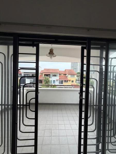 3-storey Terraced House for Sale in Taman Esplanad (Bukit Jalil) - Ray Sung - Balcony - PropertyGuru.com.my