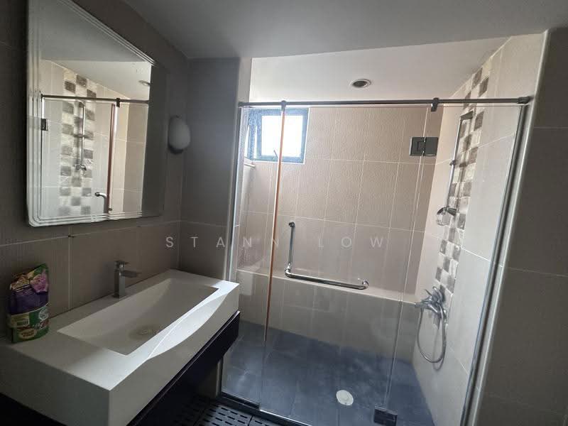 Kondominium untuk Dijual di Mont Kiara Sophia - Stann Low - Bathroom - PropertyGuru.com.my