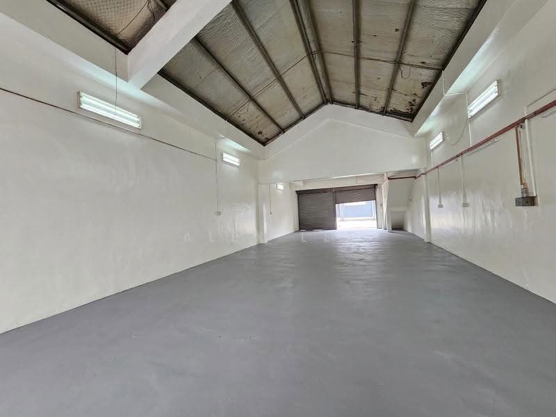 Warehouse for Rent in Puchong (Selangor) - Alex Lee - Interior - PropertyGuru.com.my