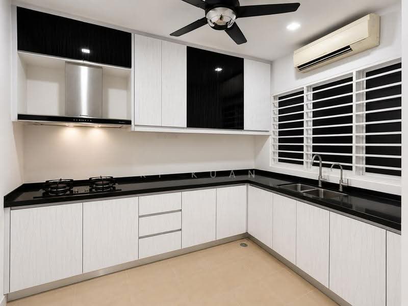 3-storey Terraced House for Sale in Seri Kembangan (Selangor) - KF Kuan - Kitchen - PropertyGuru.com.my