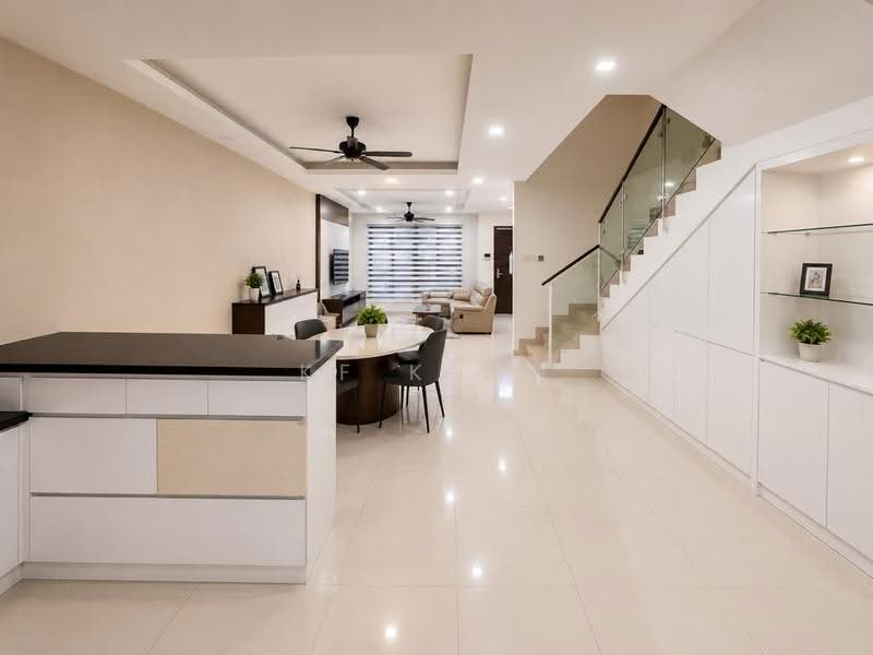 3-storey Terraced House for Sale in Seri Kembangan (Selangor) - KF Kuan - Living Room - PropertyGuru.com.my
