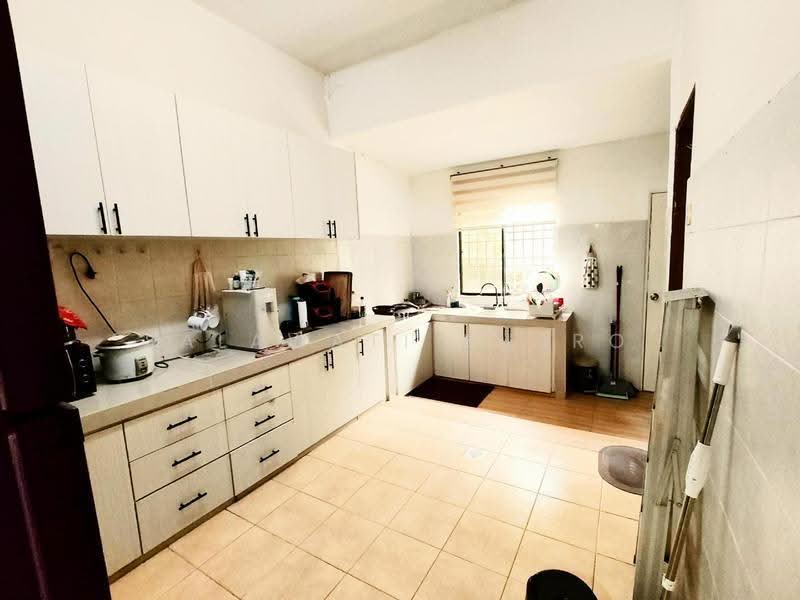 Rumah Teres 2-Tingkat untuk Dijual di Bandar Nusa Rhu (Shah Alam) - Salawati Busro - PropertyGuru.com.my