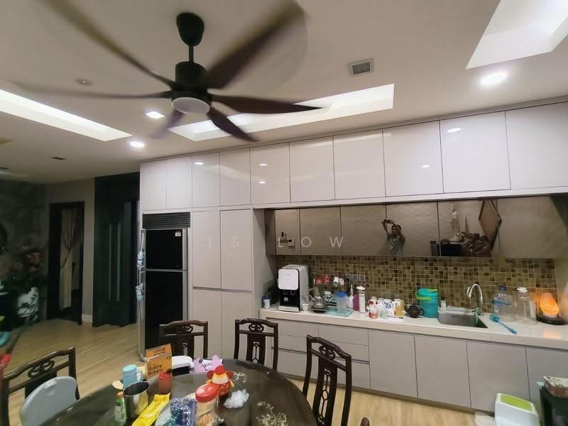 Bungalow House untuk Dijual di Bandar Botanic (Klang) - TS Low - Kitchen - PropertyGuru.com.my