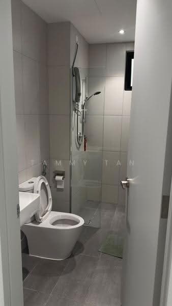 Kediaman Servis untuk Disewa di Ruby Seapark - Tammy Tan - Bathroom - PropertyGuru.com.my