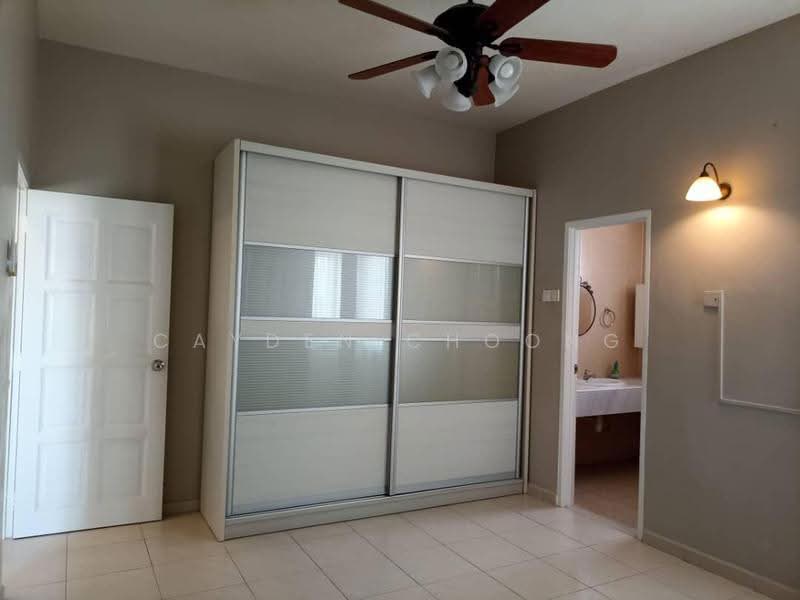 Kondominium untuk Disewa di Desa Airmas Condominium - Cayden Choong - Bedroom - PropertyGuru.com.my