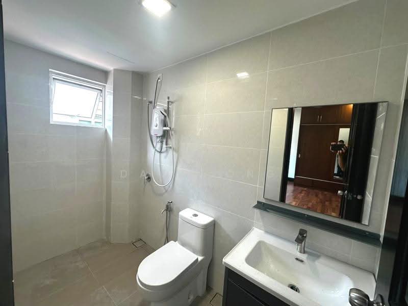 Semi-Detached House for Rent in Desa Parkcity (Kuala Lumpur) - Davis Ong - Bathroom - PropertyGuru.com.my