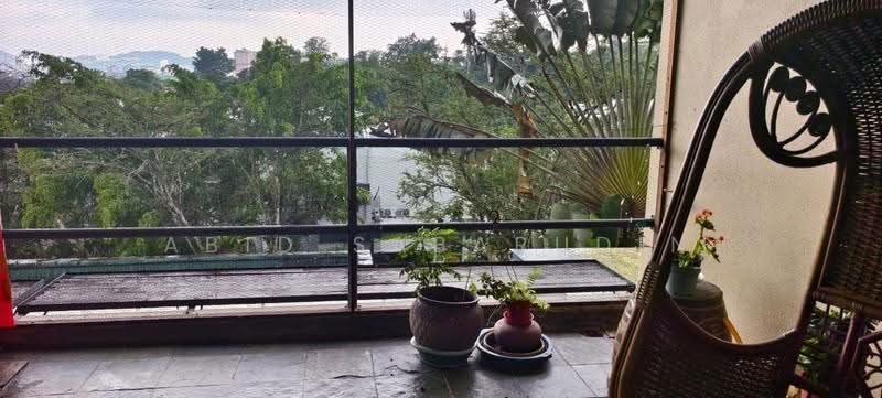 Pangsapuri untuk Dijual di Taman Hijau Apartment - Abid Sabarudin - Balcony - PropertyGuru.com.my