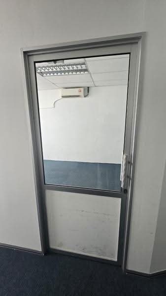 Shop / Office untuk Disewa di Bay Avenue (Bayan Lepas) - Lilly . - Interior - PropertyGuru.com.my