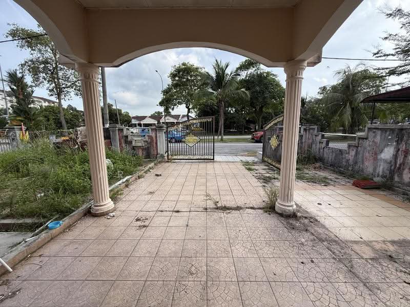 1-storey Terraced House for Sale in Taman Desa Cempaka (Nilai) - Ariff Syafiq - Exterior - PropertyGuru.com.my