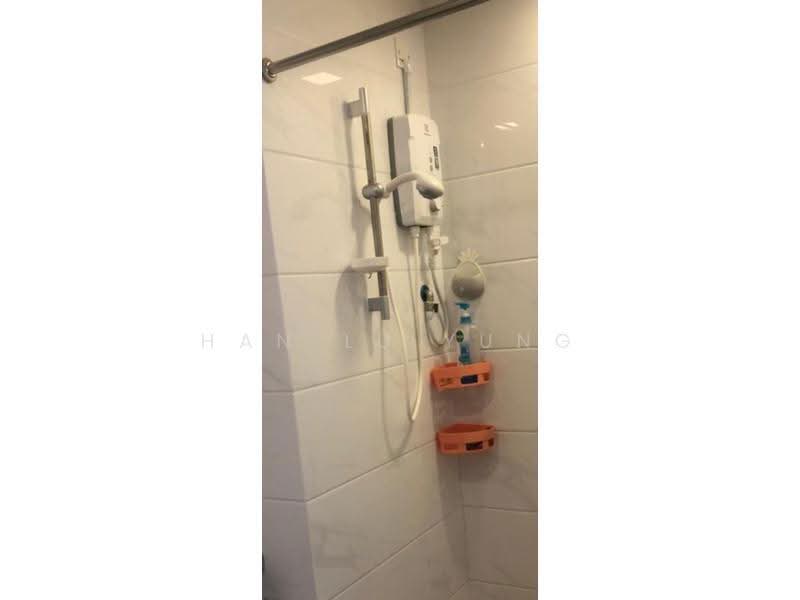 Service Residence for Rent at Country Garden Central Park - Han Lu Yung - Bathroom - PropertyGuru.com.my