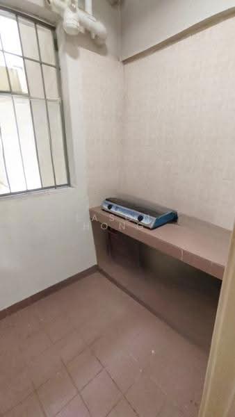 Condominium for Rent at Desaria Villa - Eason Hong - Kitchen - PropertyGuru.com.my