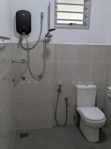 Pangsapuri untuk Disewa di Safira - Ong Jia Hui - Bathroom - PropertyGuru.com.my