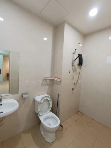 Condominium for Rent at Mahkota Impian - Sunny Lok - Bathroom - PropertyGuru.com.my
