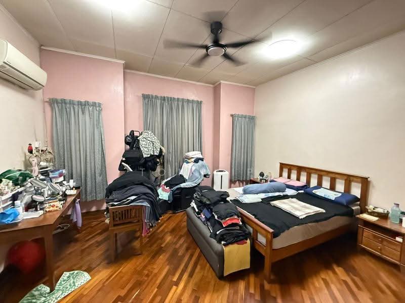 Rumah Teres 2-Tingkat untuk Dijual di Bandar Sri Damansara (Selangor) - Tom Yip - Bedroom - PropertyGuru.com.my