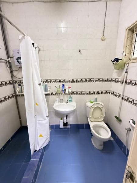 Rumah Teres 2-Tingkat untuk Dijual di Bandar Sri Damansara (Selangor) - Tom Yip - Bathroom - PropertyGuru.com.my