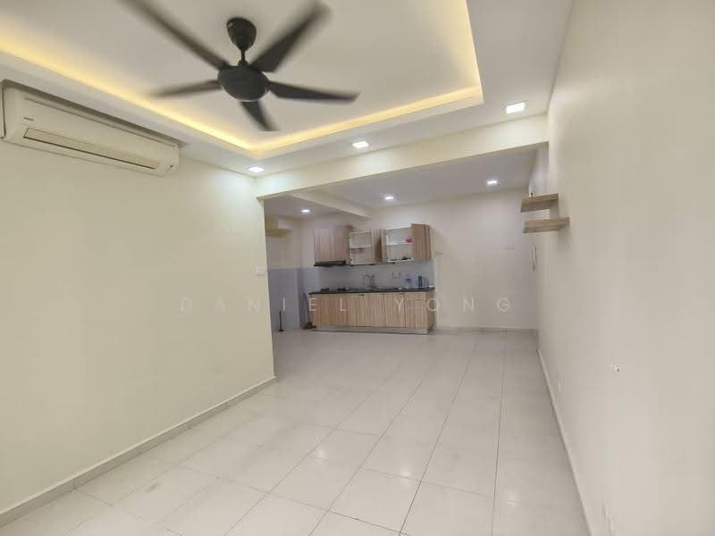 Service Residence for Sale at The Garden Residences - Daniel Yong - Kitchen - PropertyGuru.com.my