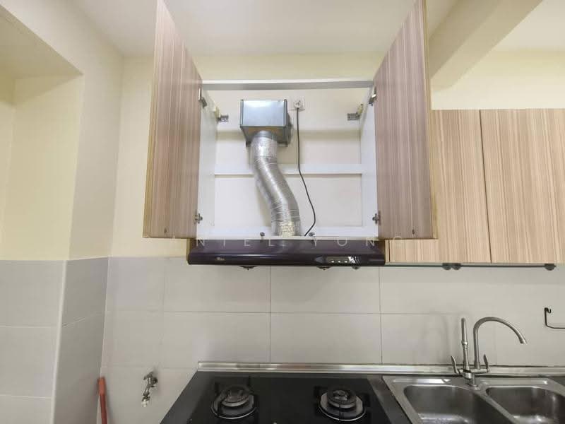 Service Residence for Sale at The Garden Residences - Daniel Yong - Kitchen - PropertyGuru.com.my