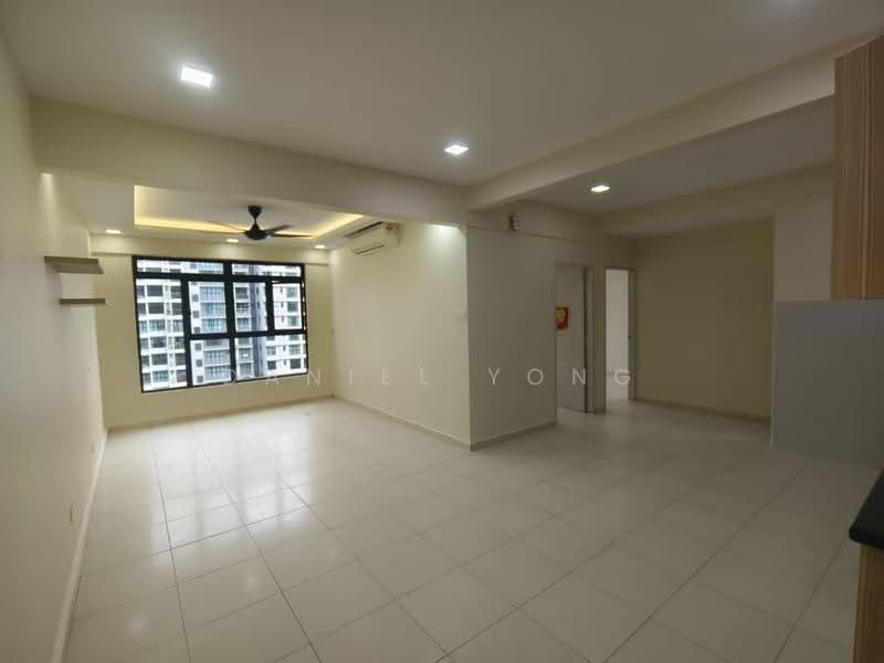 Service Residence for Sale at The Garden Residences - Daniel Yong - Living Room - PropertyGuru.com.my