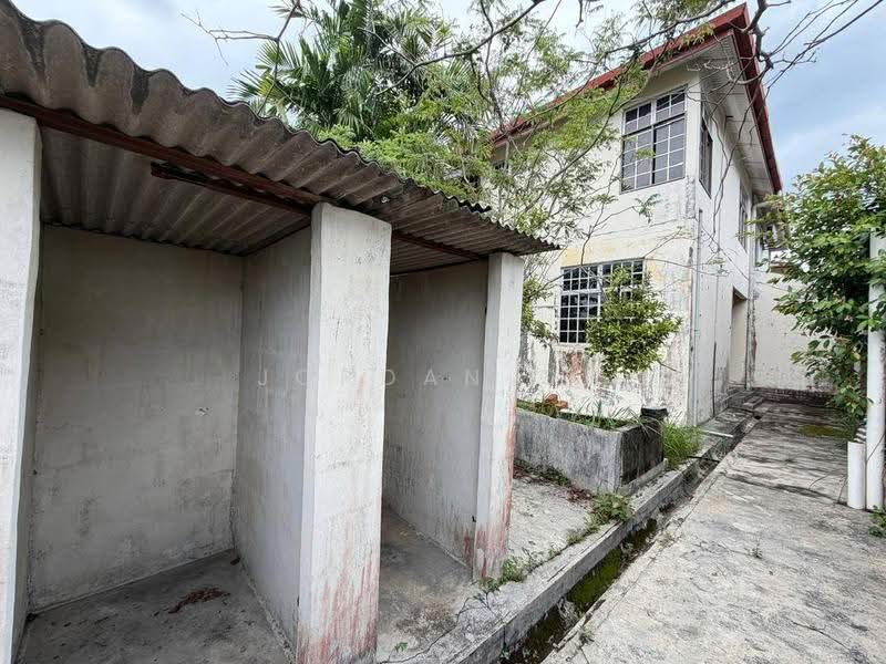 Semi-Detached House for Sale in Taman Munshi Ibrahim (Tampoi) - Jordan Oh - Exterior - PropertyGuru.com.my