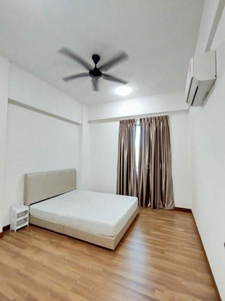 Kondominium untuk Dijual di The Navens - Quinn Loh - Bedroom - PropertyGuru.com.my