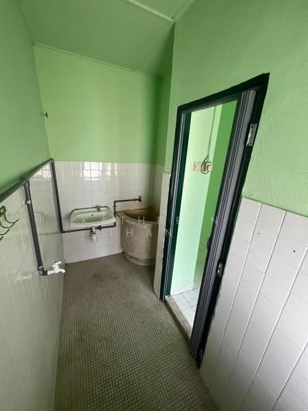 Rumah Teres 2.5-Tingkat untuk Dijual di Taman Dato Senu (Sentul) - Kathreen Thang - Bathroom - PropertyGuru.com.my