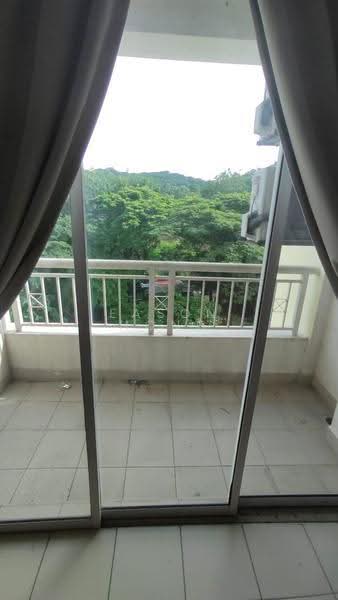 Condominium for Rent at Desaria Villa - Eason Hong - Balcony - PropertyGuru.com.my
